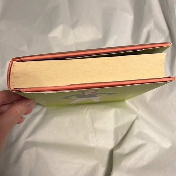 Pretty Little Liars Novel - Unbelievable - Picture 3 of 4